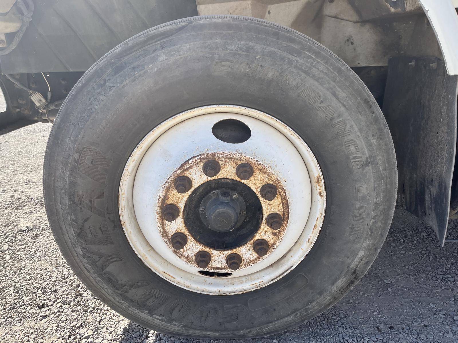 ./imagenes/INVOICE/2019/17406/CAMION PLATAFORMA INTERNATIONAL 7400 (14).JPG